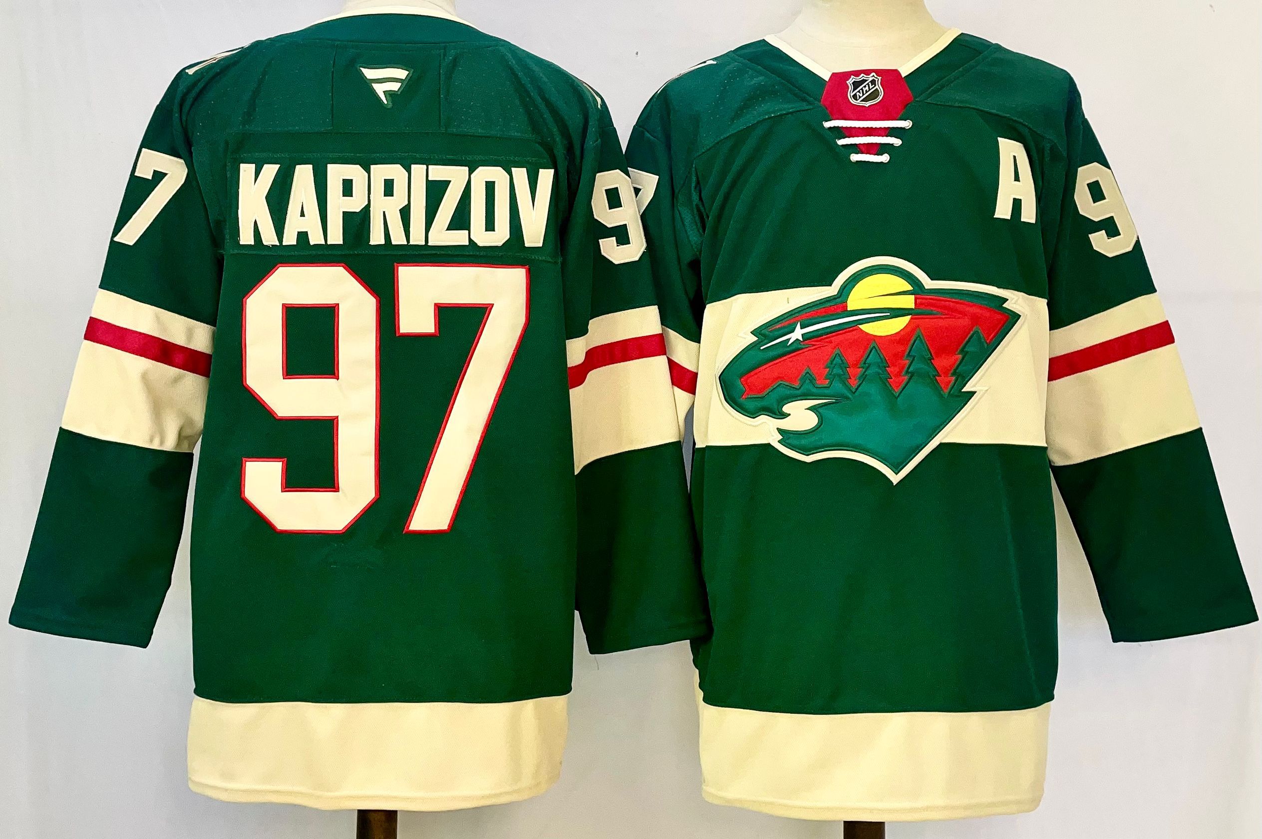 Men Minnesota Wild #97 Kaprizov Green 2025 Home Premier Player NHL Jersey style 1->minnesota wild->NHL Jersey